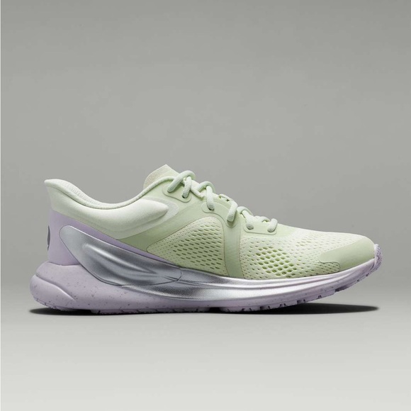 lululemon athletica Shoes - Lululemon BlissFeel Women's Athletic Running Shoes Light Green Size 8